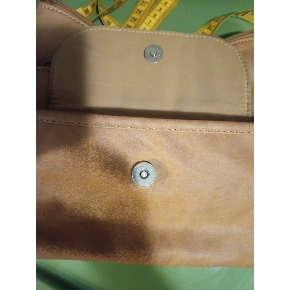 Multisac Vista Crossbody Tan/Camel Purse - Picture 8 of 13